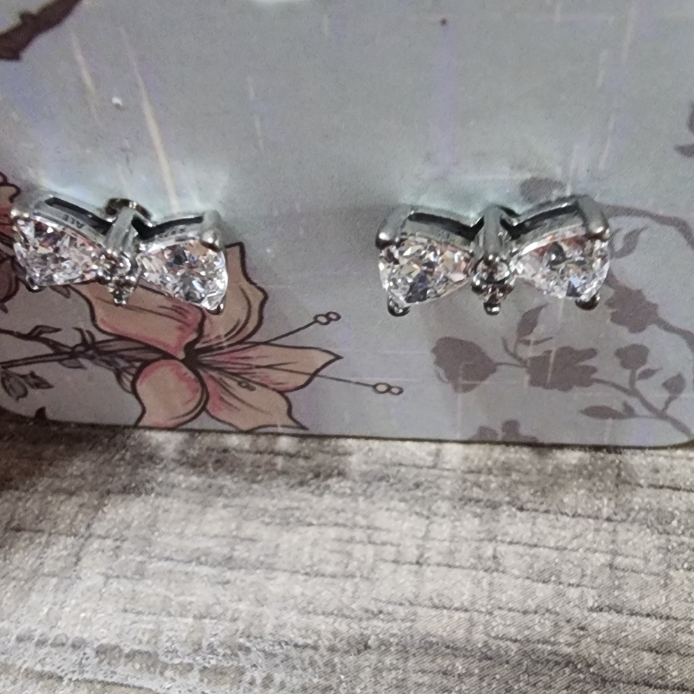 Pandora Sparkling Bow Stud Earrings - Picture 5 of 8